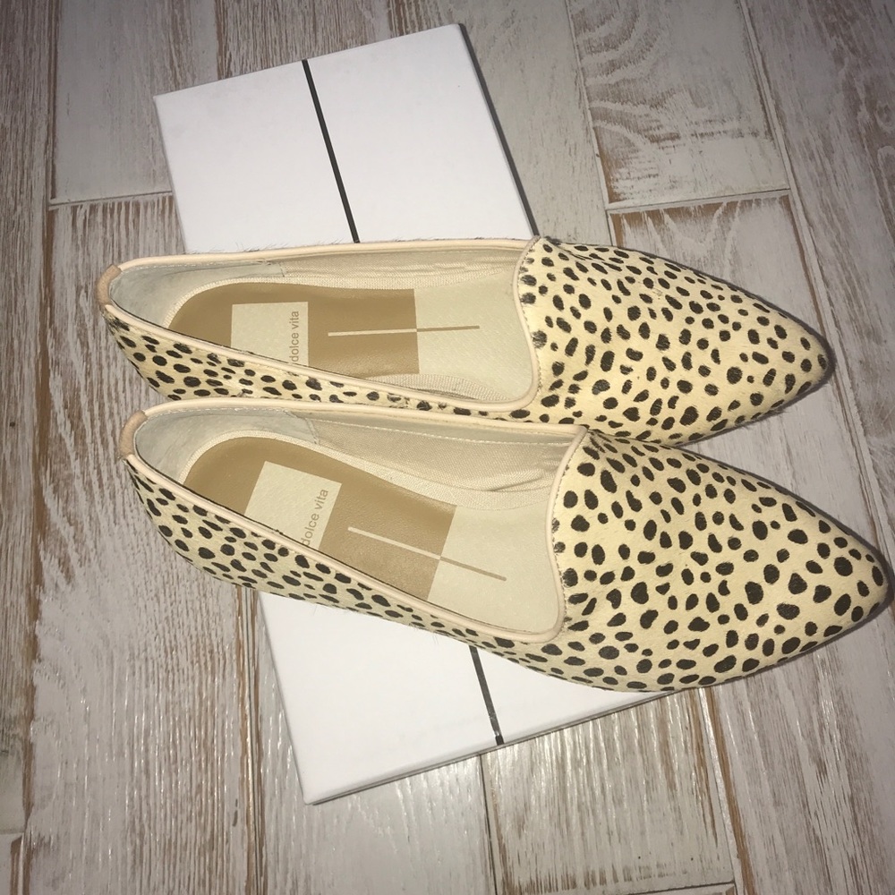 Brand New Gail Dolce Vita Flats
